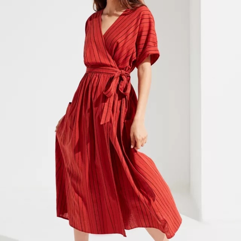 UO Gabrielle Linen MIDI Wrap Dress Size S